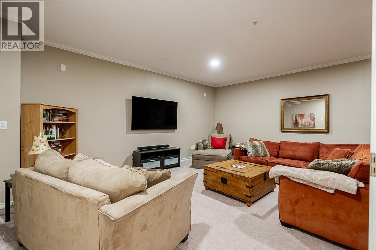 2 915 Fort Fraser Rise Property Photo 30
