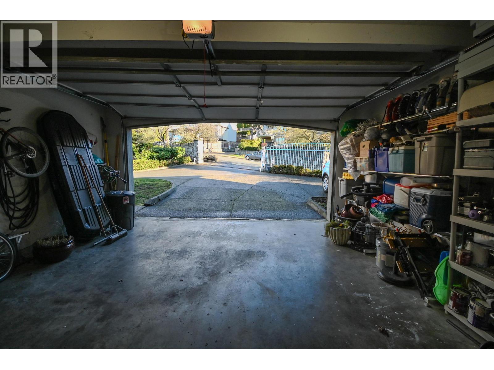 2 915 Fort Fraser Rise Property Photo 35