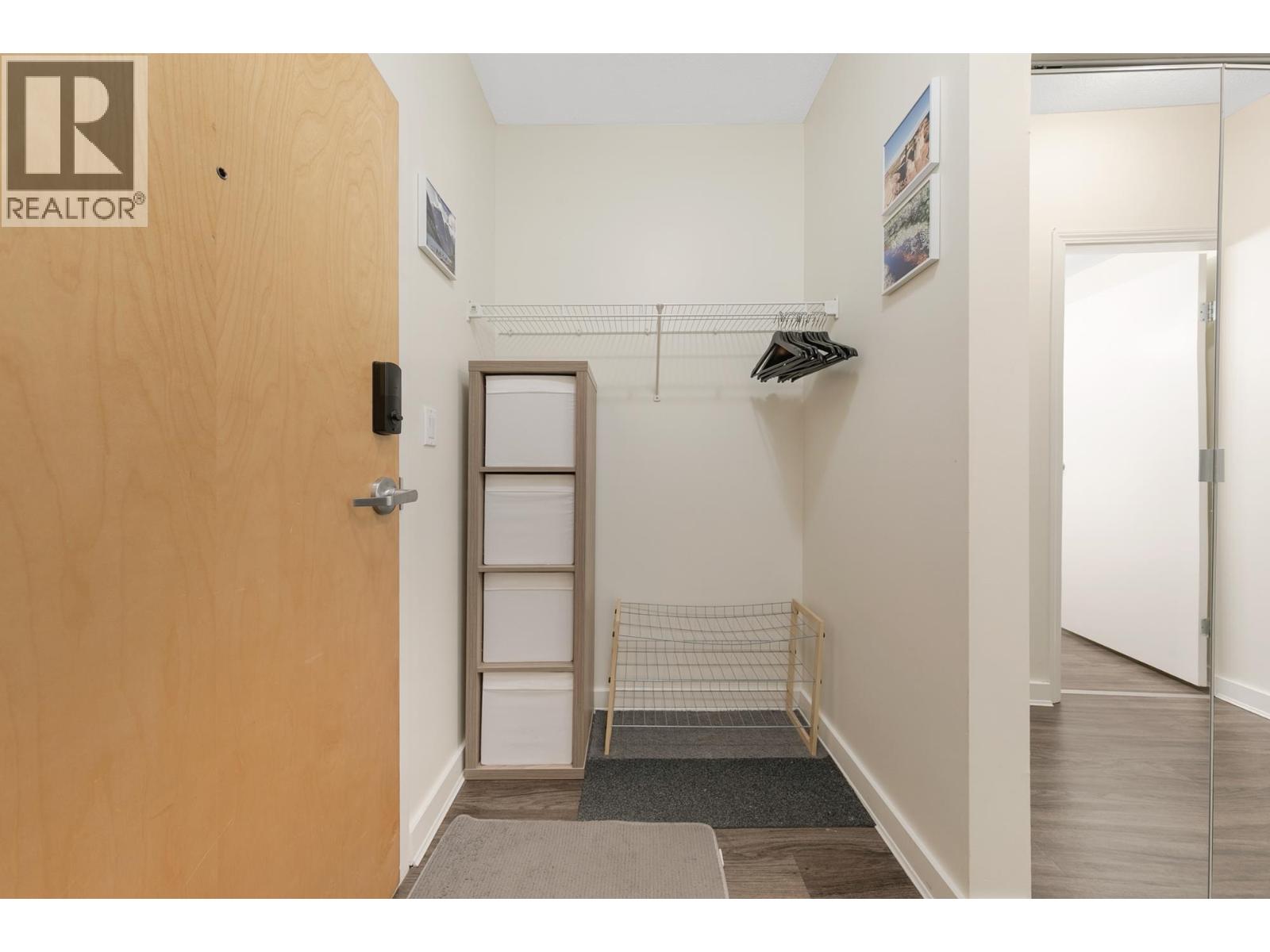 307 1249 Granville Street Property Photo 5