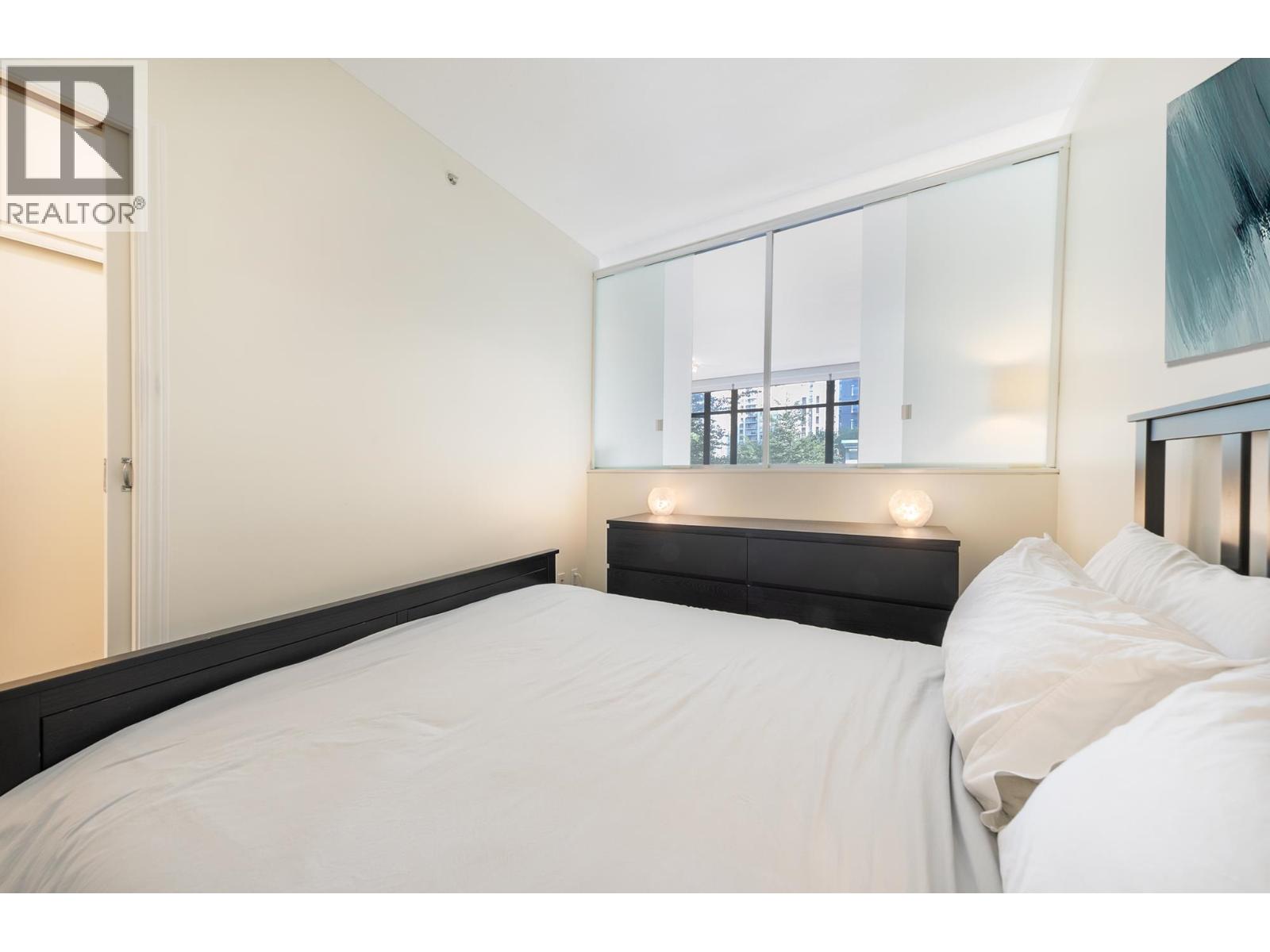 307 1249 Granville Street Property Photo 19