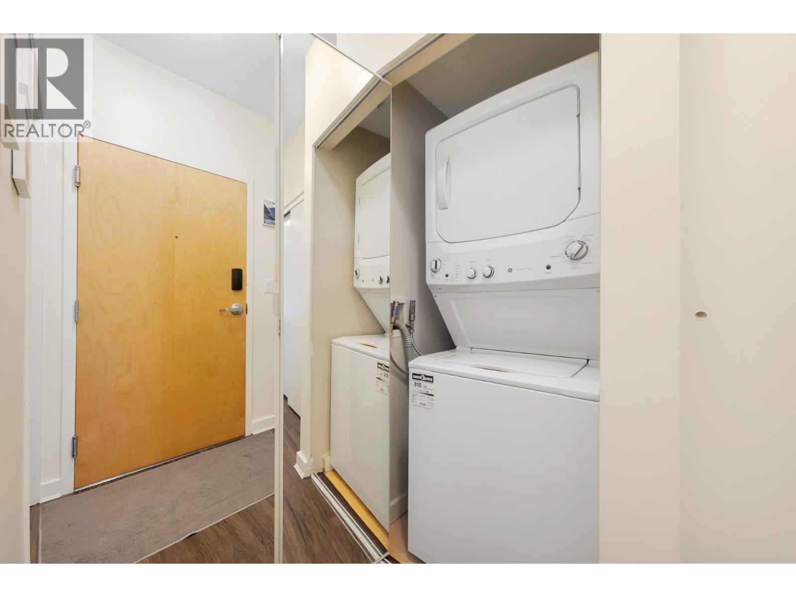 307 1249 Granville Street Property Photo 23