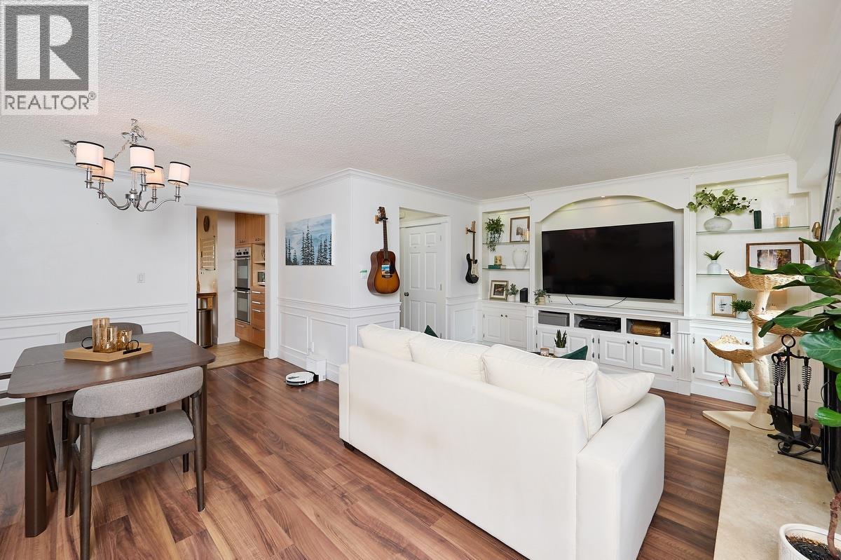 109 3031 Williams Road Property Photo 6