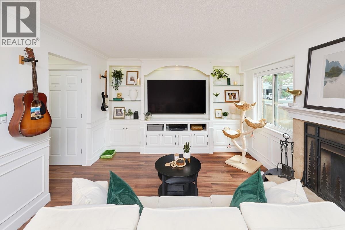 109 3031 Williams Road Property Photo 7