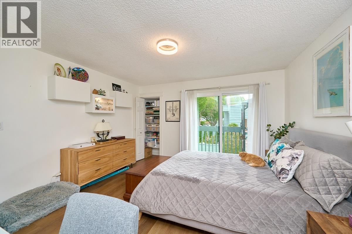 109 3031 Williams Road Property Photo 9