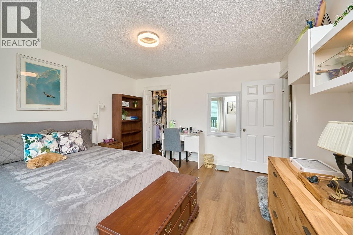109 3031 Williams Road Property Photo 10