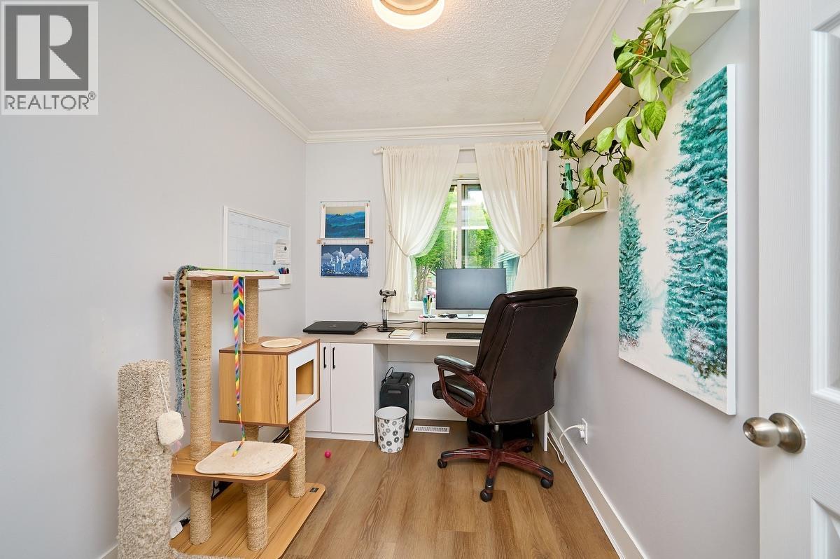 109 3031 Williams Road Property Photo 16