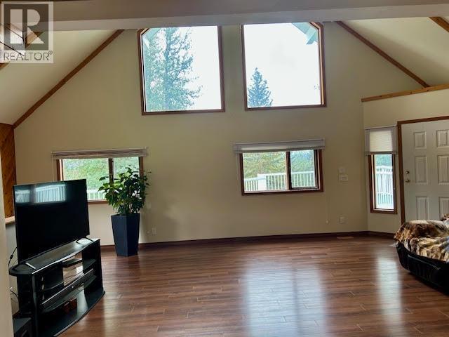 7524 Valleyview Drive Property Photo 10