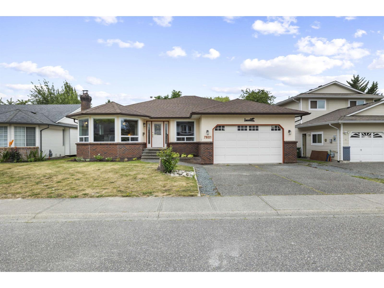 7601 Sapphire Drive Photo de la propriété 1