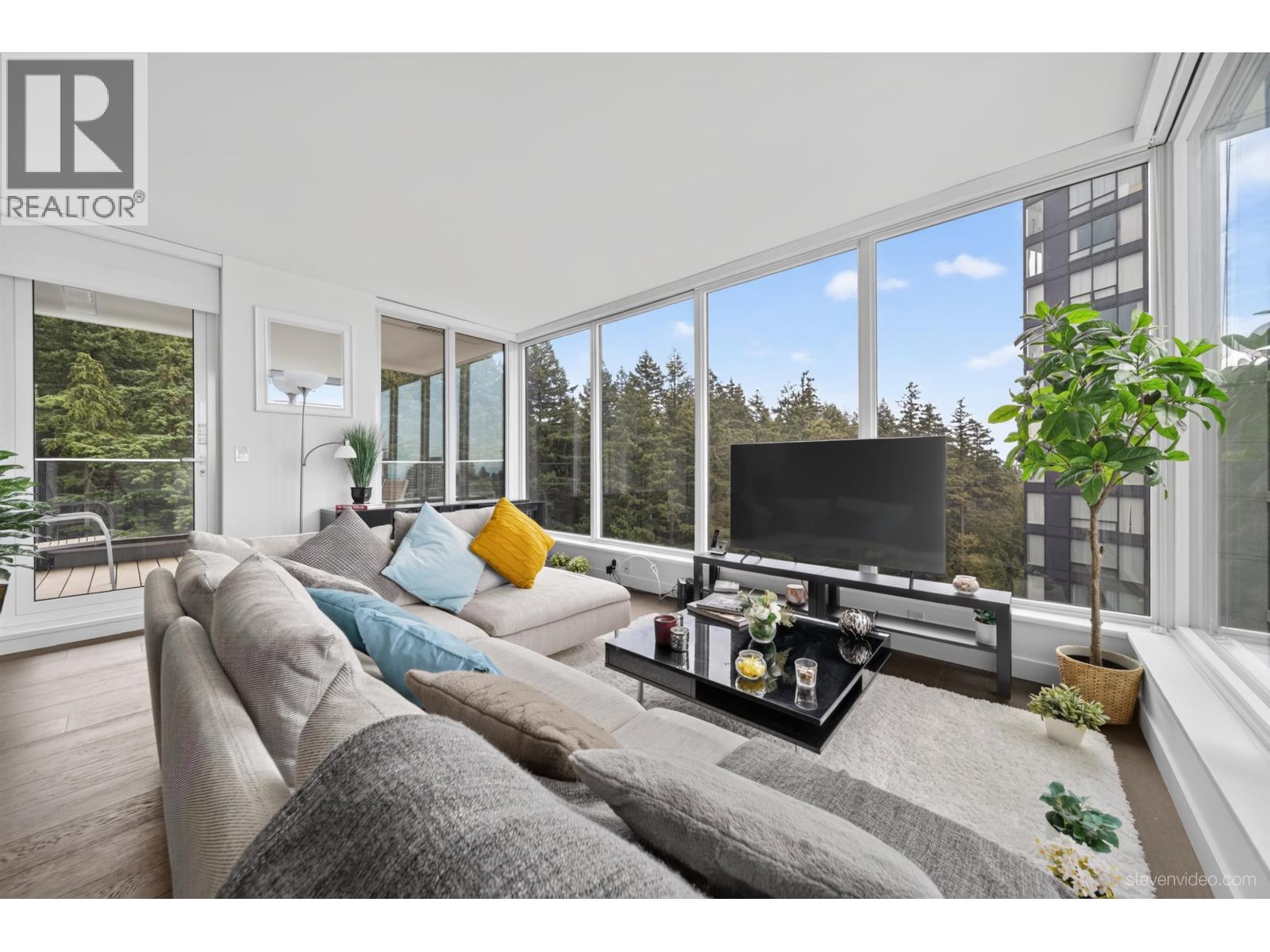 1306 5629 Birney Avenue Property Photo 16