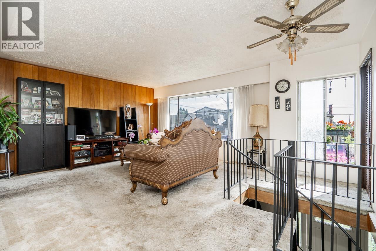 343 Pembina Street Property Photo 2
