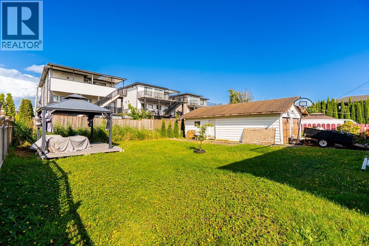 343 Pembina Street Property Photo 29