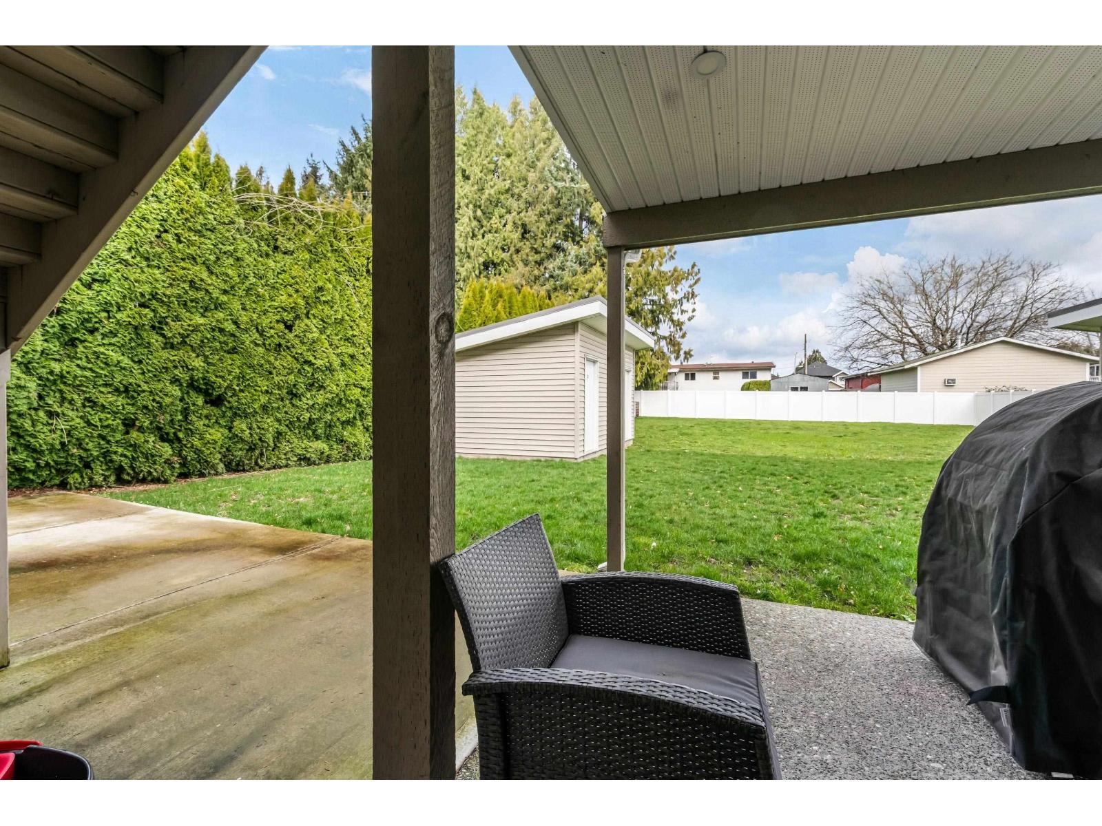 46479 Brooks Avenue Property Photo 12