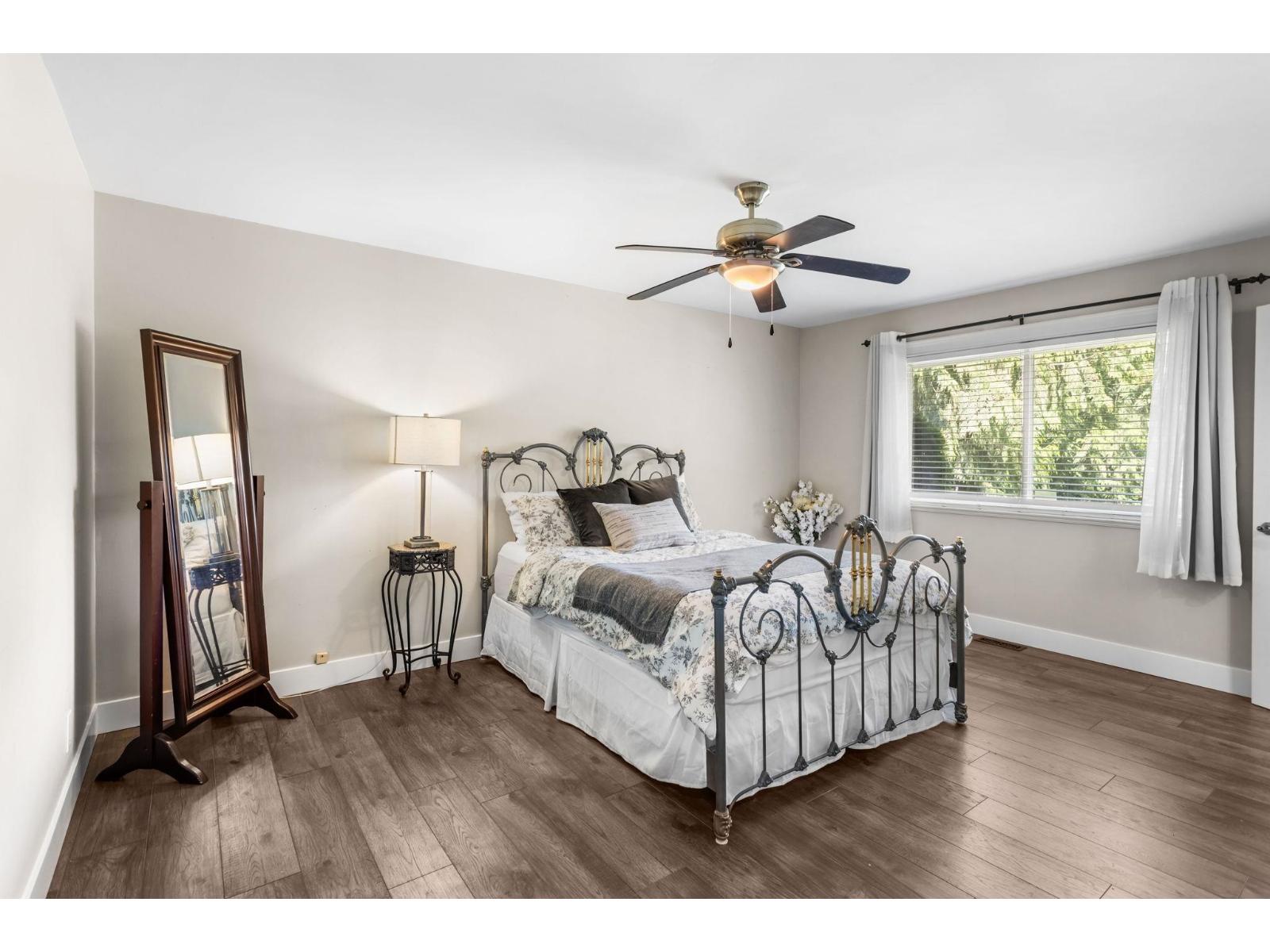 26627 60 Avenue Property Photo 15