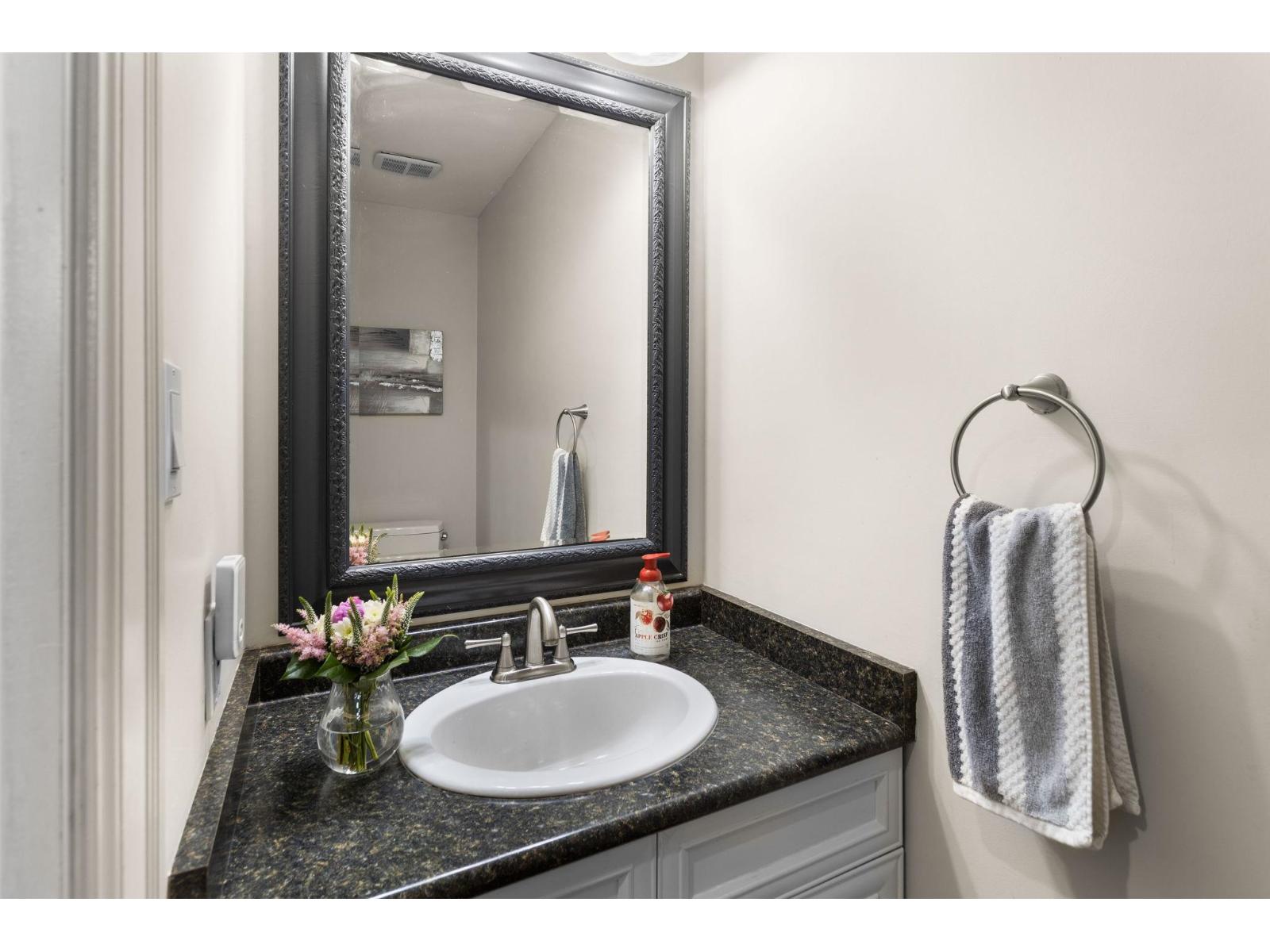 26627 60 Avenue Property Photo 21