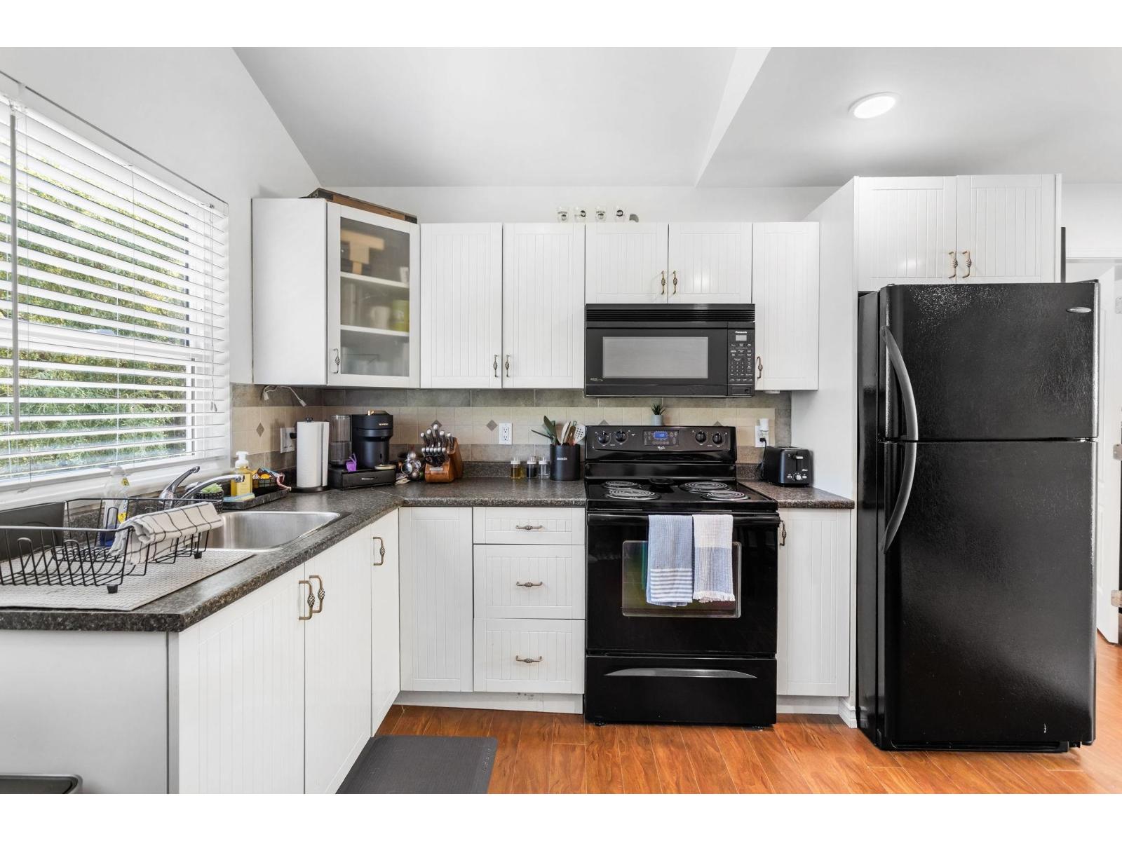 26627 60 Avenue Property Photo 24