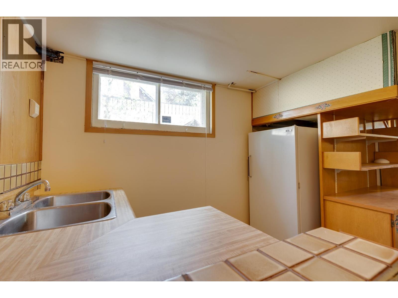 1591 Cedar Street Property Photo 21