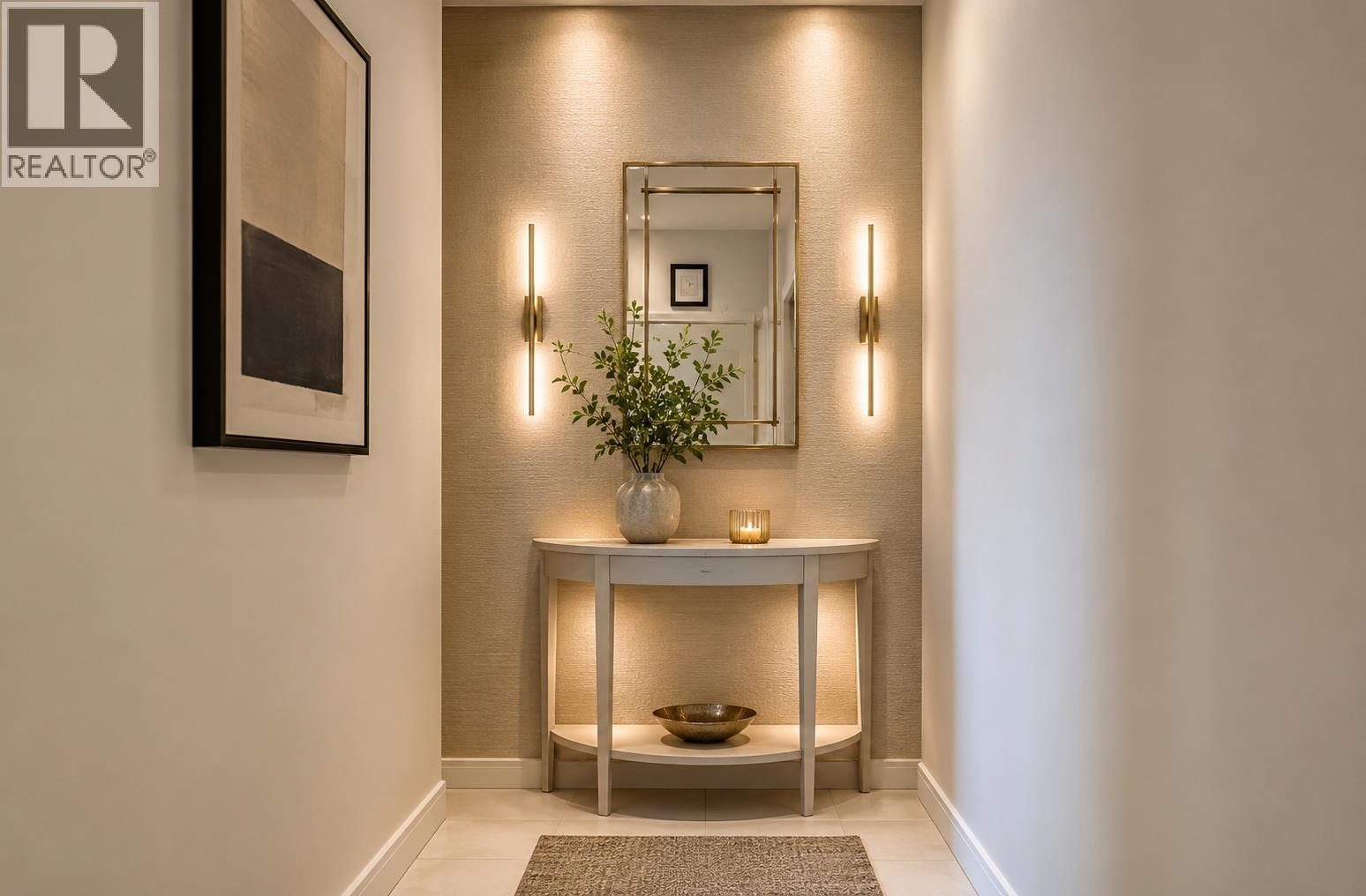 711 2016 Fullerton Avenue Property Photo 17