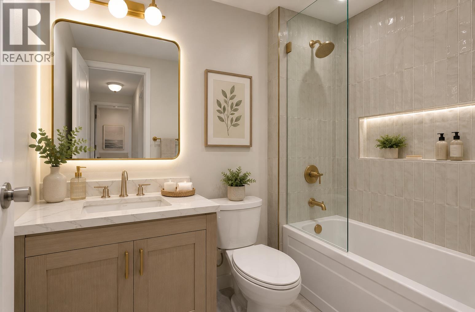 711 2016 Fullerton Avenue Property Photo 21