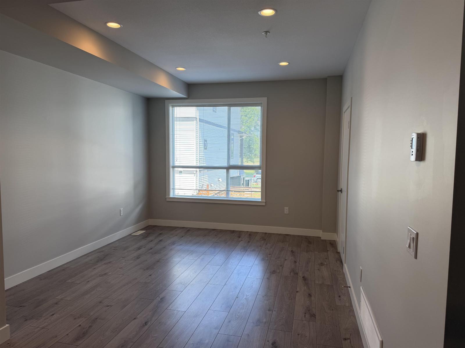 8413 Midtown Way #90 Property Photo 5
