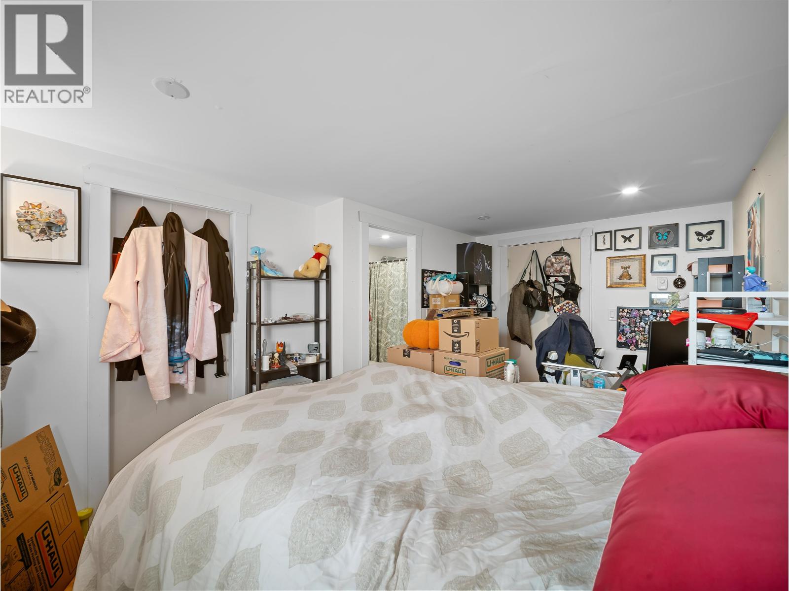 5987 Malvern Avenue Property Photo 10
