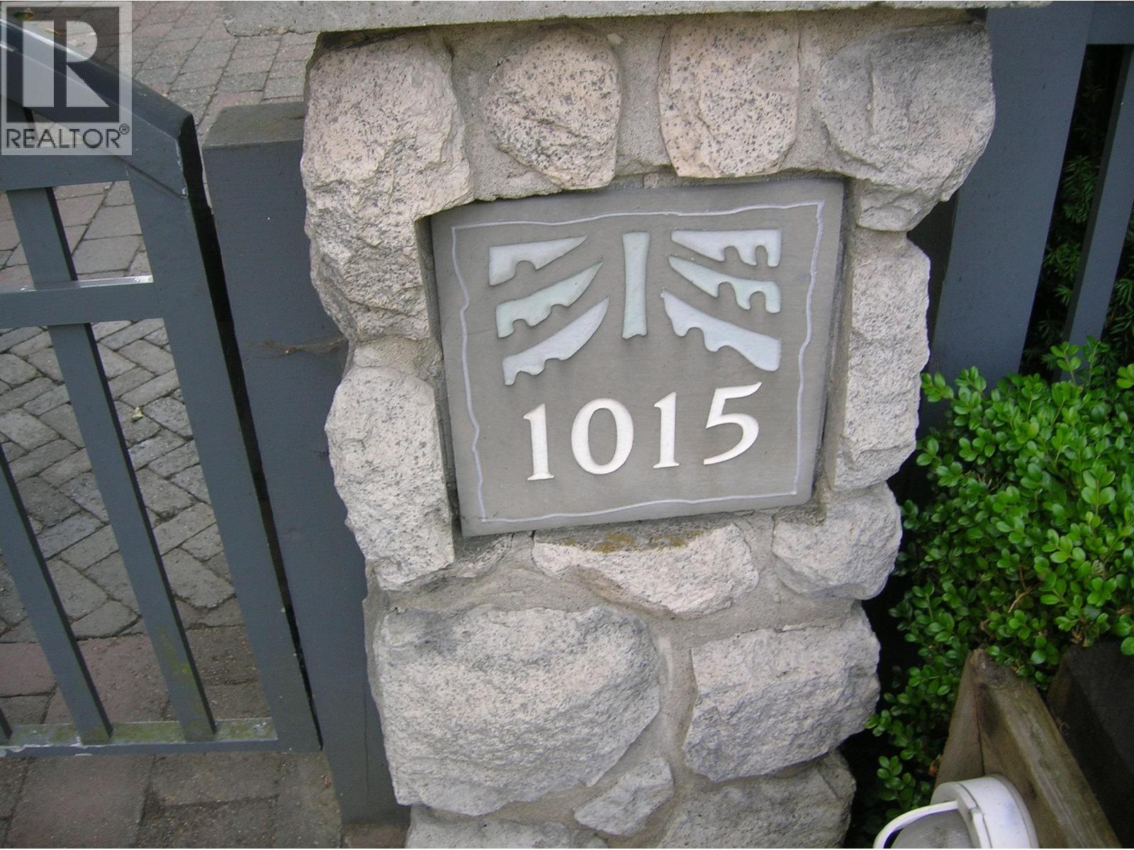 11 1015 LYNN VALLEY ROAD Property Photo 1