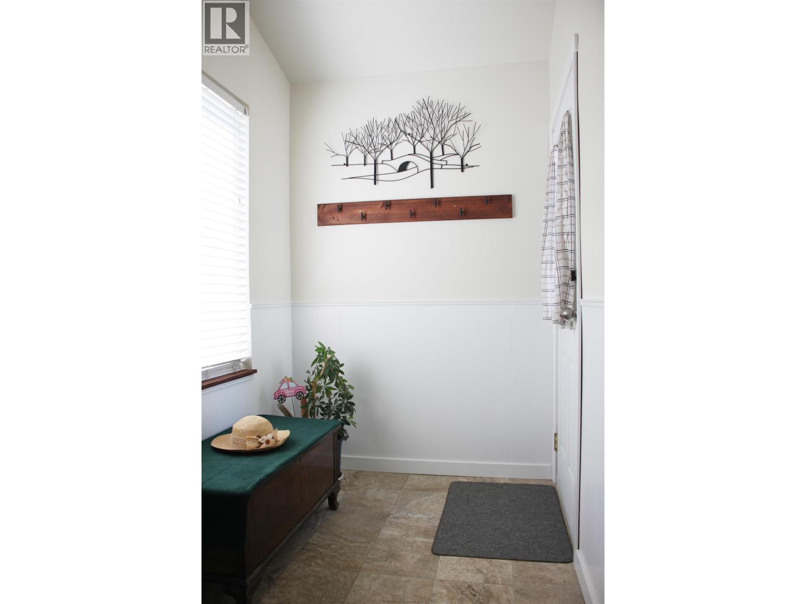 5513 Park Drive Property Photo 14