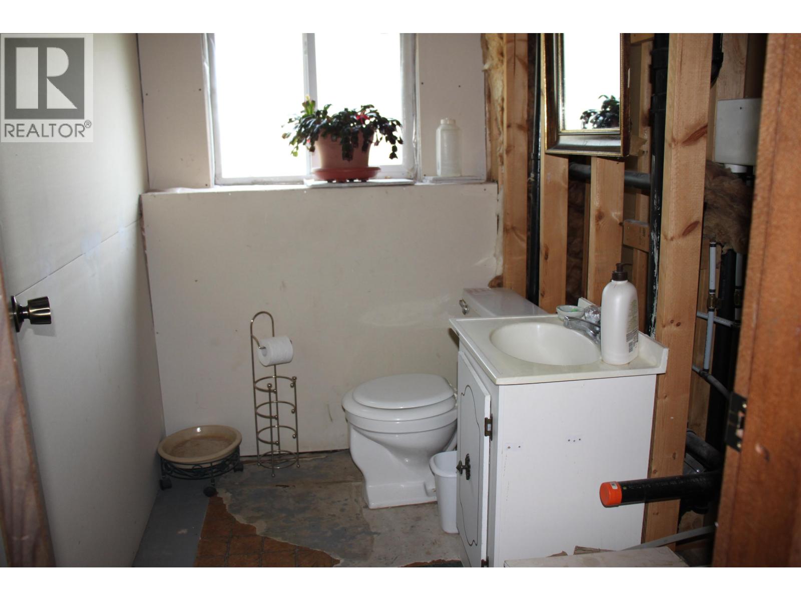 5513 Park Drive Property Photo 16