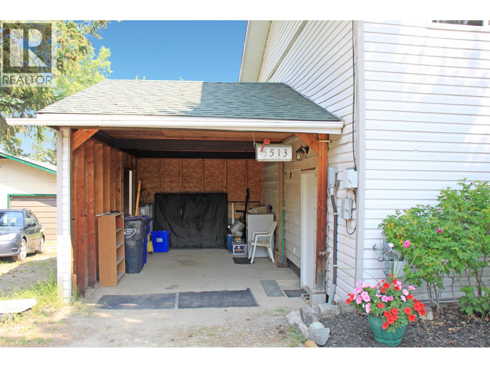 5513 Park Drive Property Photo 24
