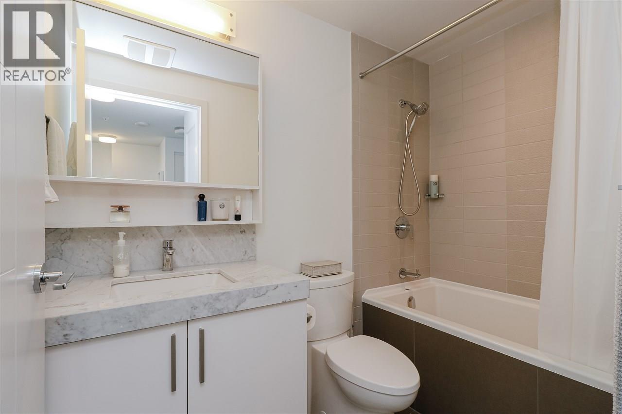 1110 5599 Cooney Road Property Photo 6