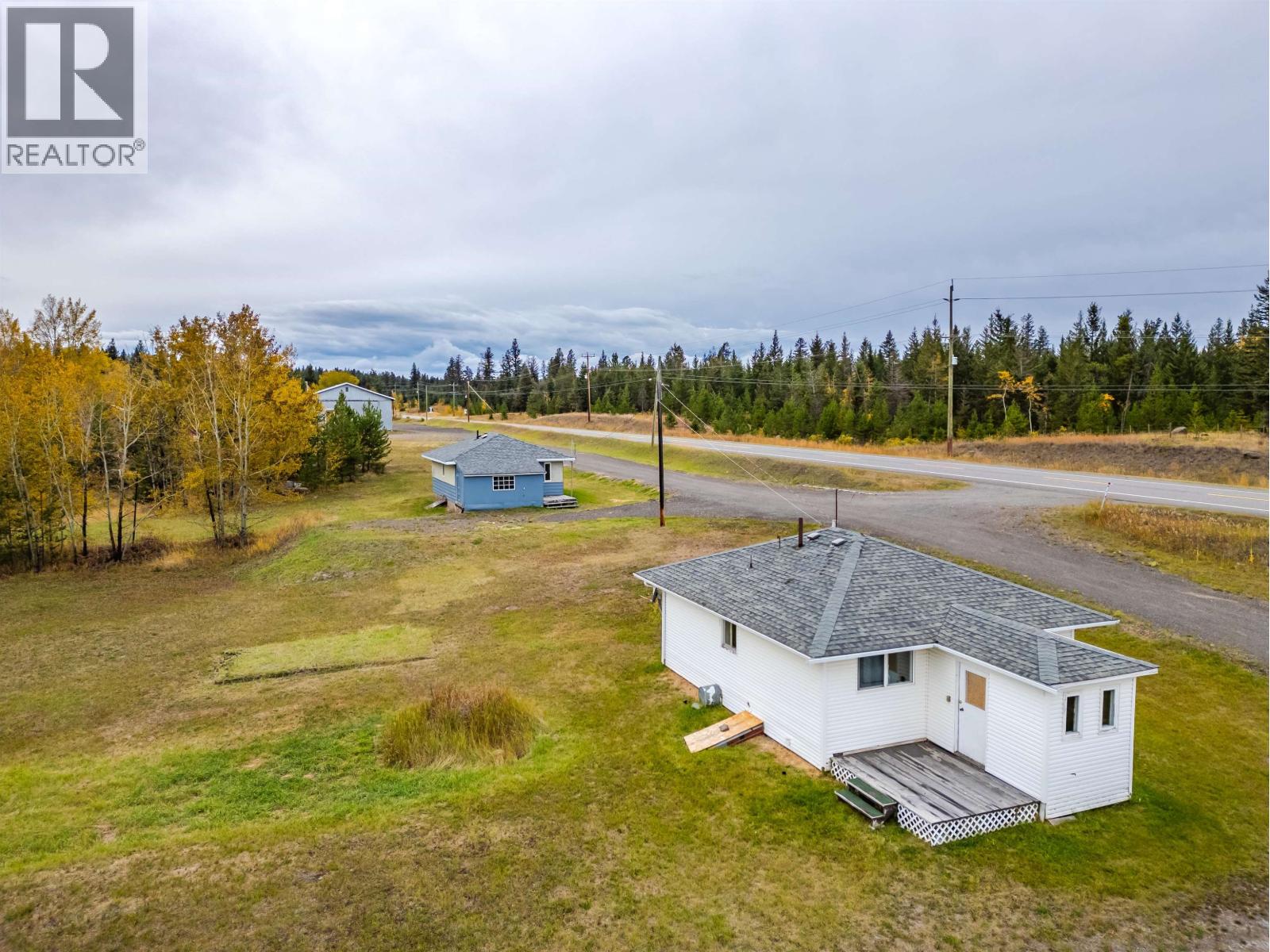 1208 S Cariboo 97 Highway Property Photo 4