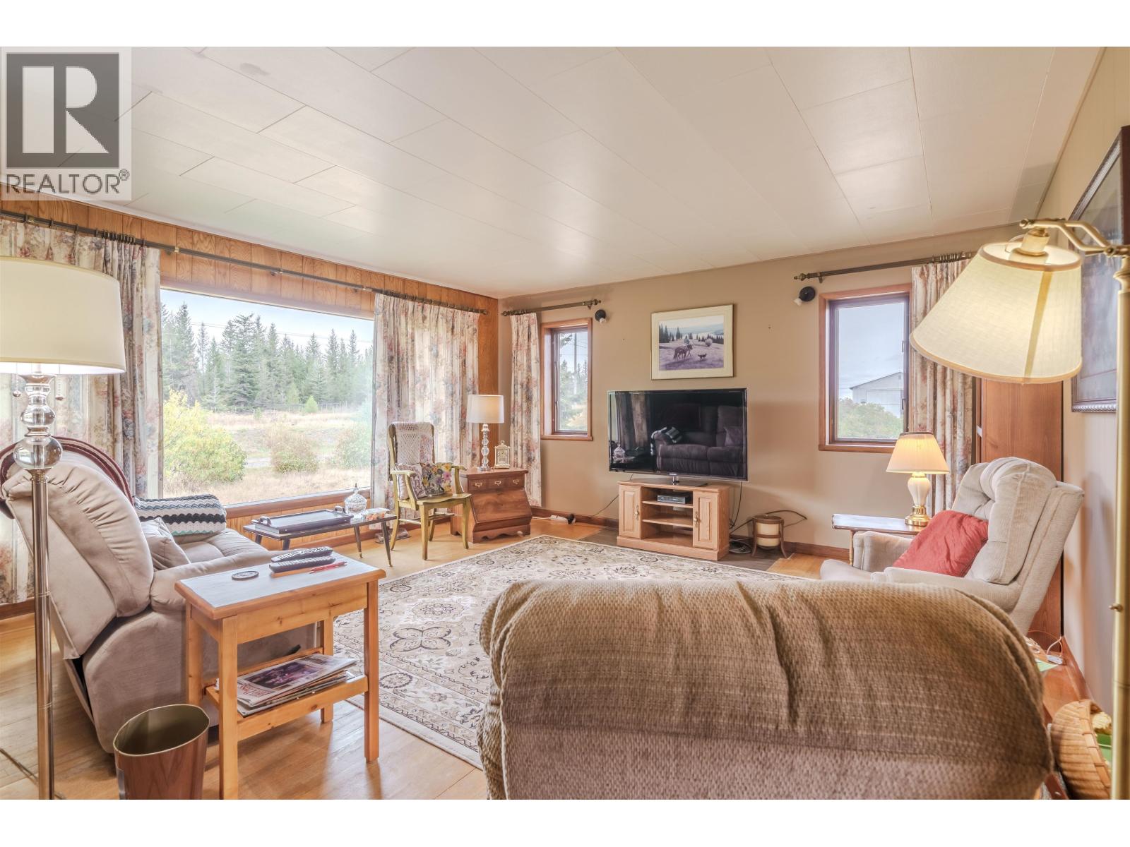 1208 S Cariboo 97 Highway Property Photo 13