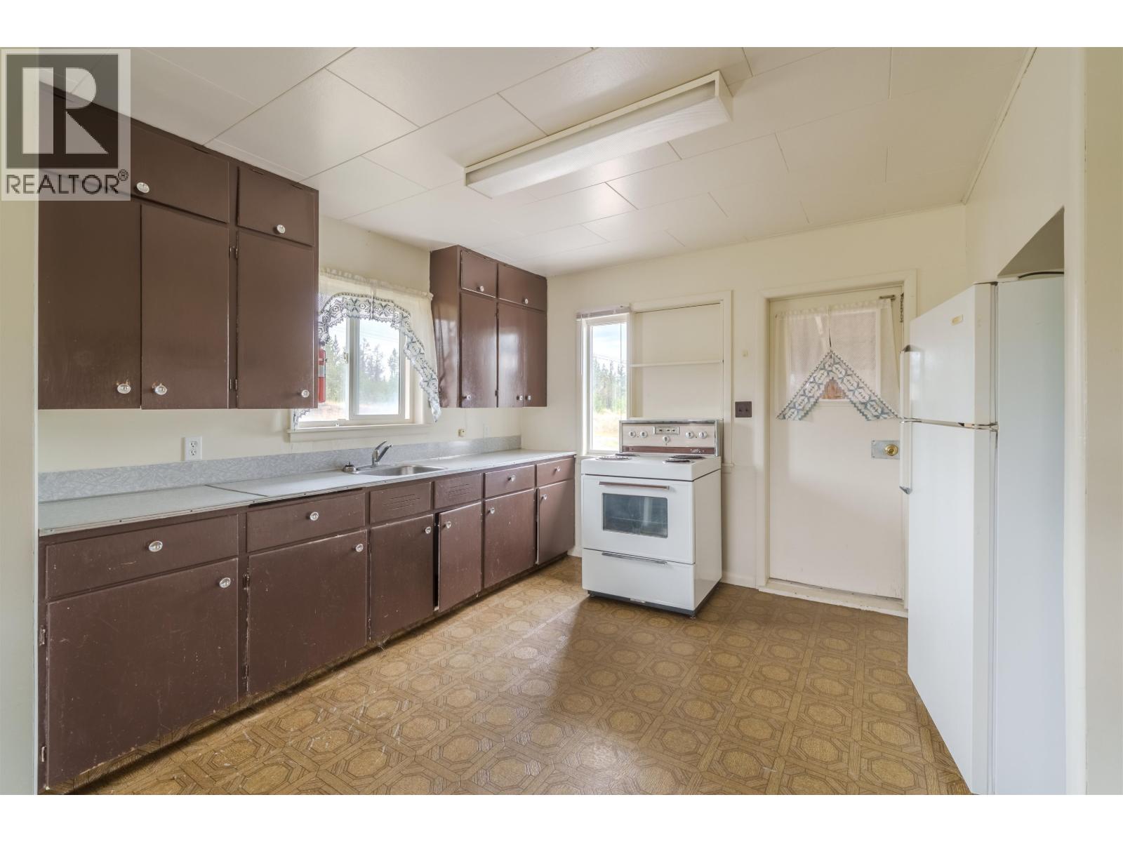 1208 S Cariboo 97 Highway Property Photo 25