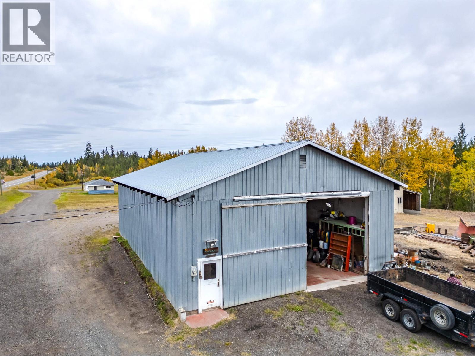 1208 S Cariboo 97 Highway Property Photo 34