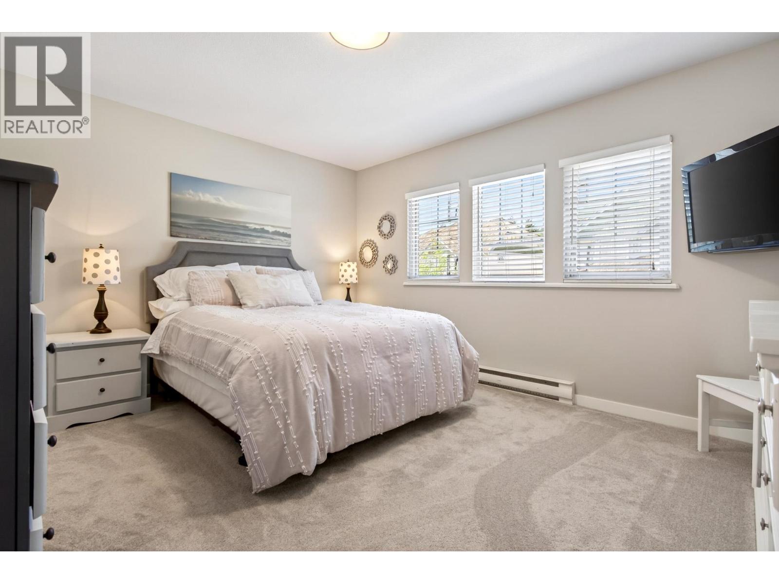 21 1751 Paddock Drive Property Photo 26