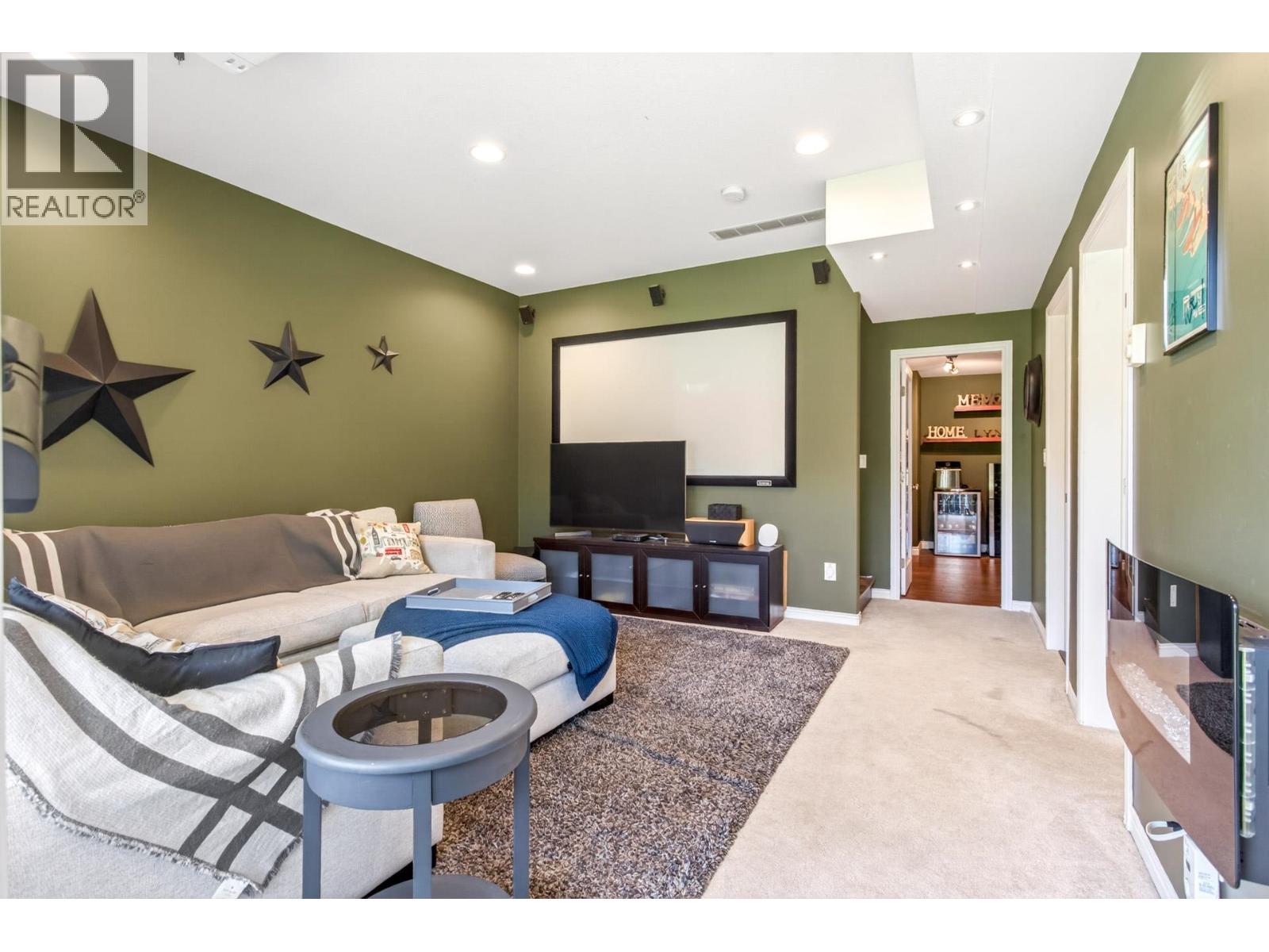 21 1751 Paddock Drive Property Photo 32