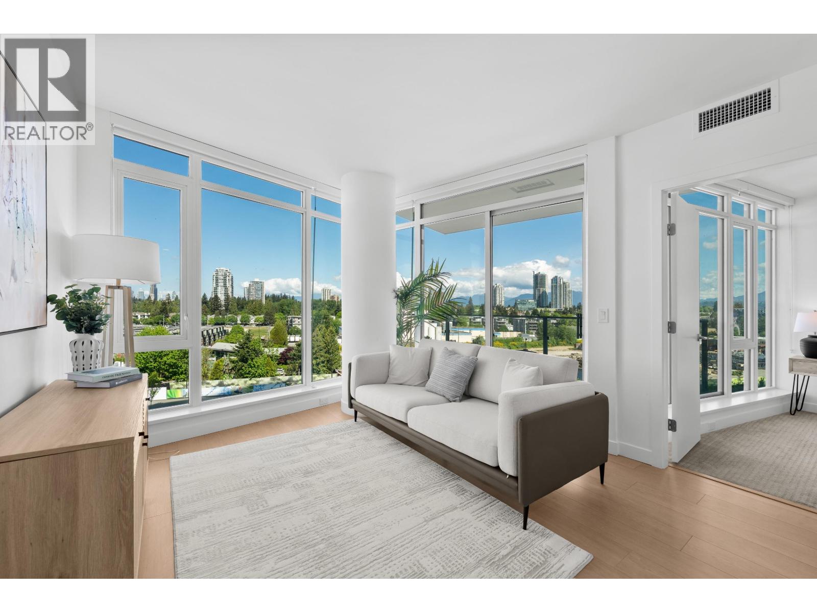602 7683 Park Crescent Property Photo 1