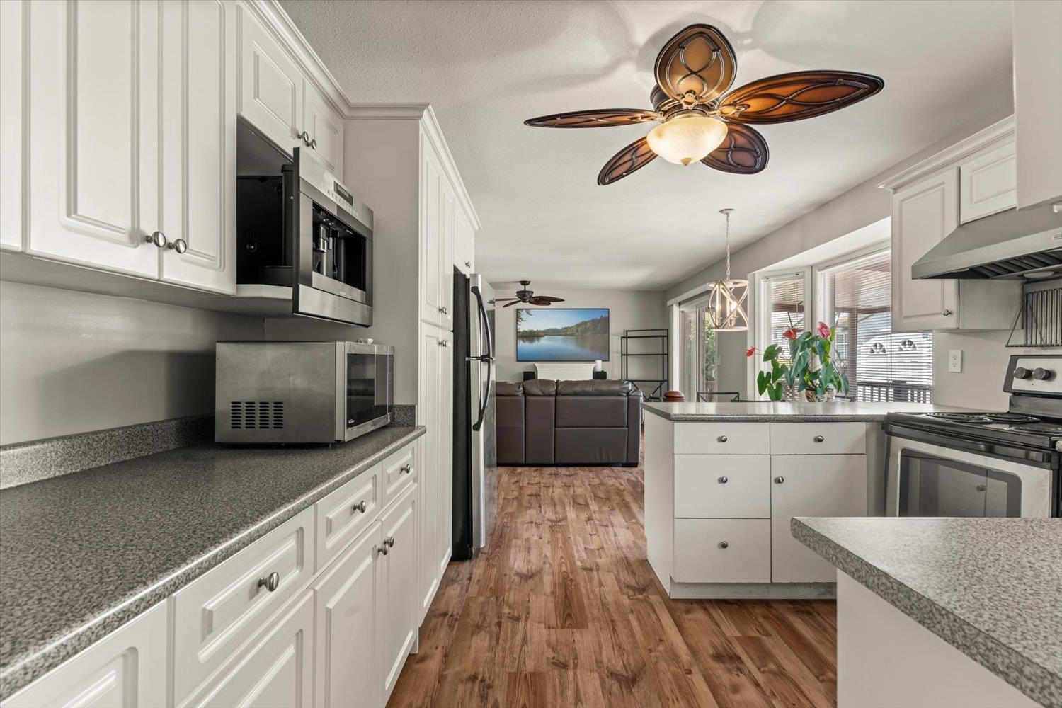 5748 Montesina Place Property Photo 18
