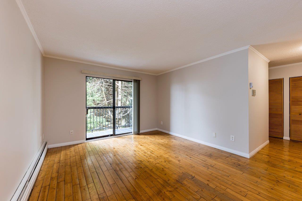 219 1442 Blackwood Street Property Photo 6
