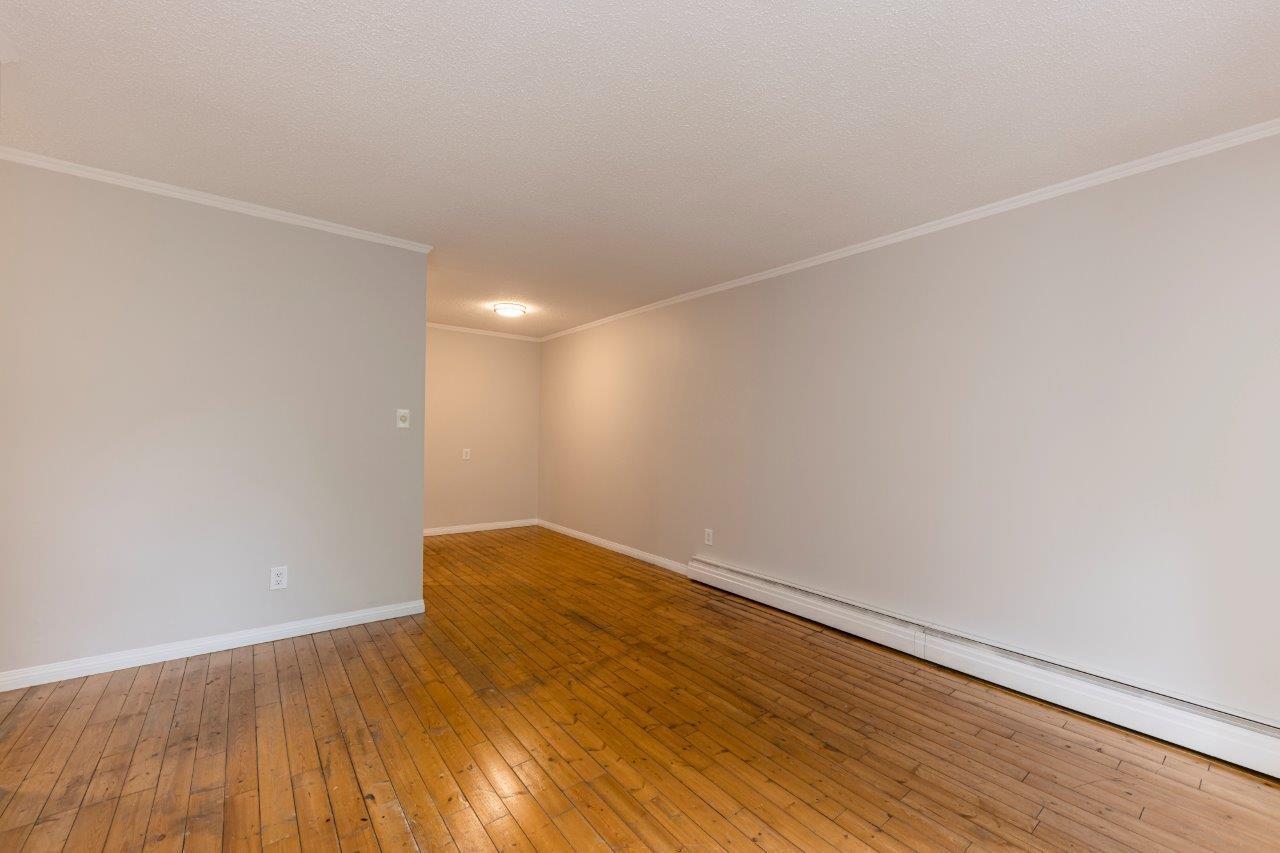 219 1442 Blackwood Street Property Photo 9