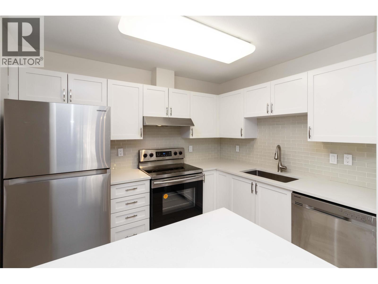 402 1128 Sixth Avenue Property Photo 17