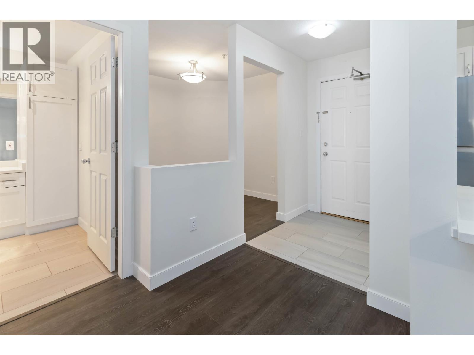 402 1128 Sixth Avenue Property Photo 26