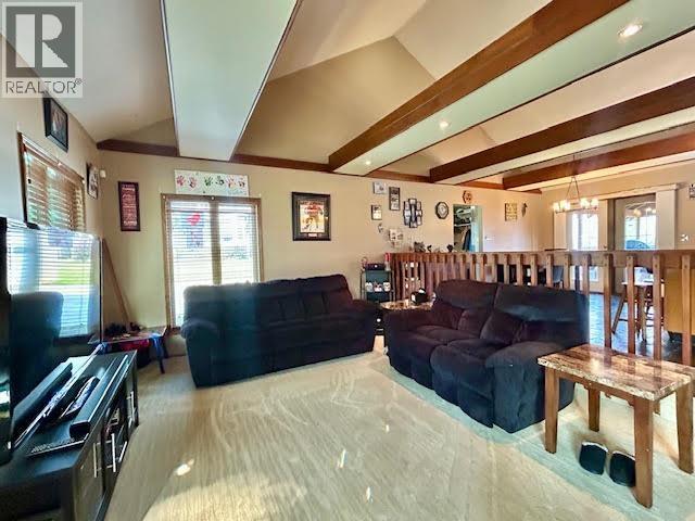 5516 Minnaker Crescent Property Photo 15