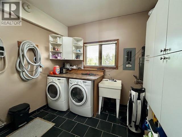 5516 Minnaker Crescent Property Photo 32