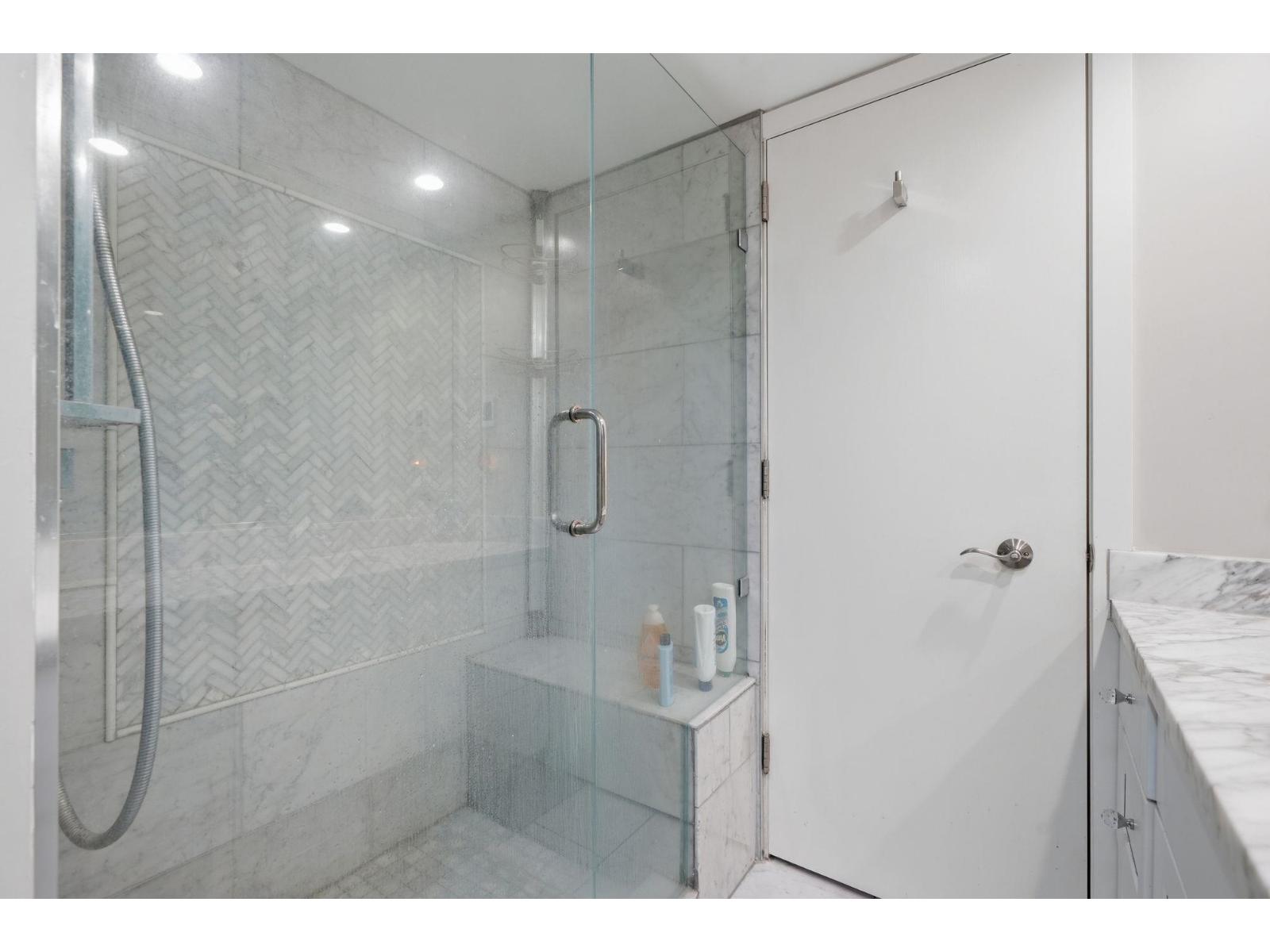 508 1480 Foster Street Property Photo 19