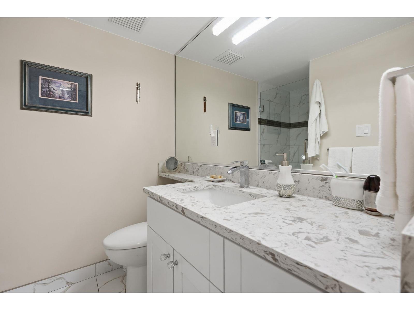 508 1480 Foster Street Property Photo 21