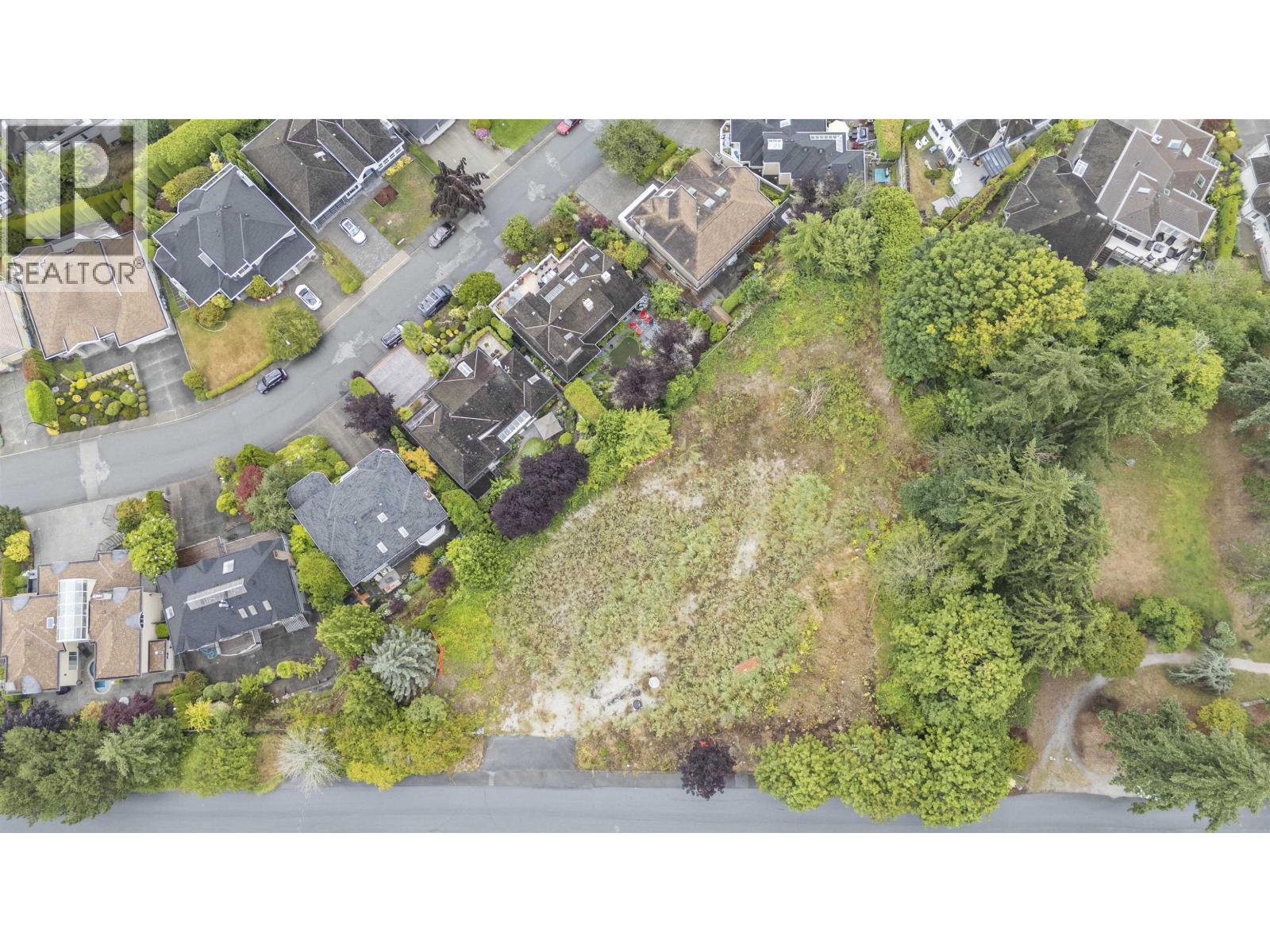 262 55 Street Property Photo 10