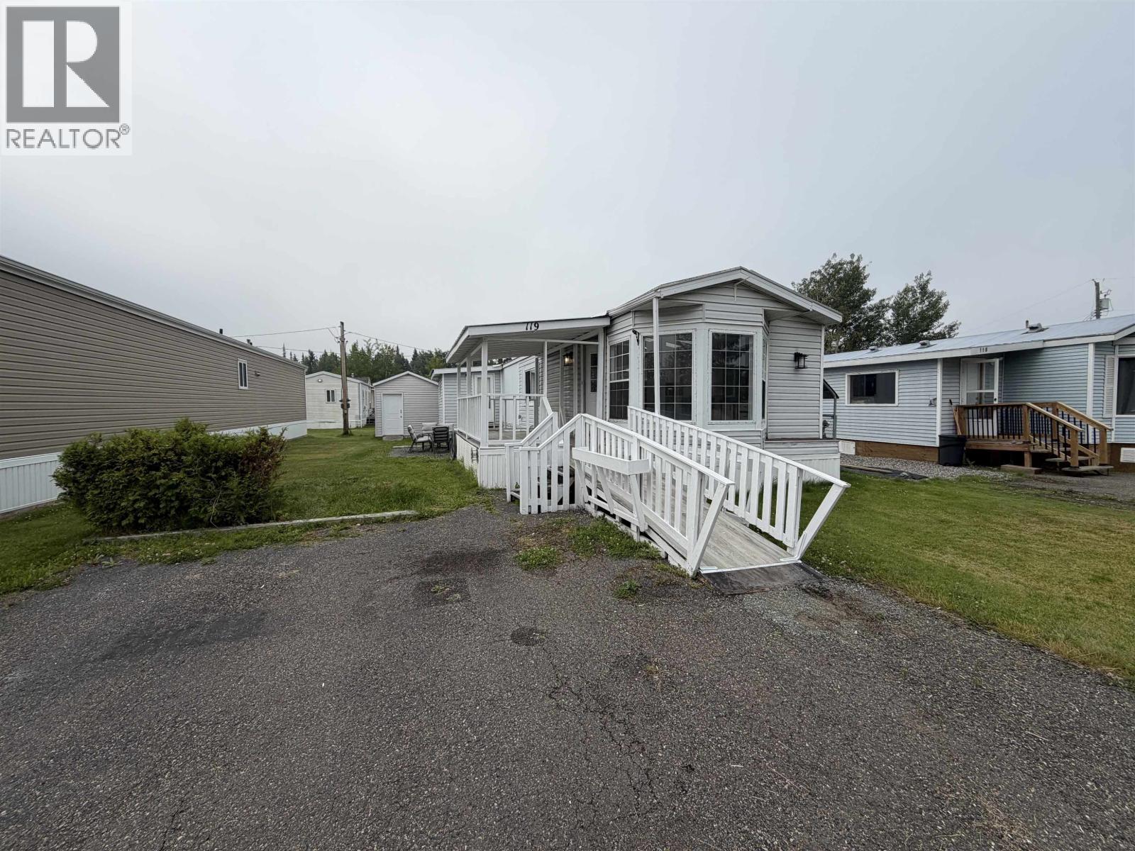 119 7817 S 97 Highway Property Photo 1