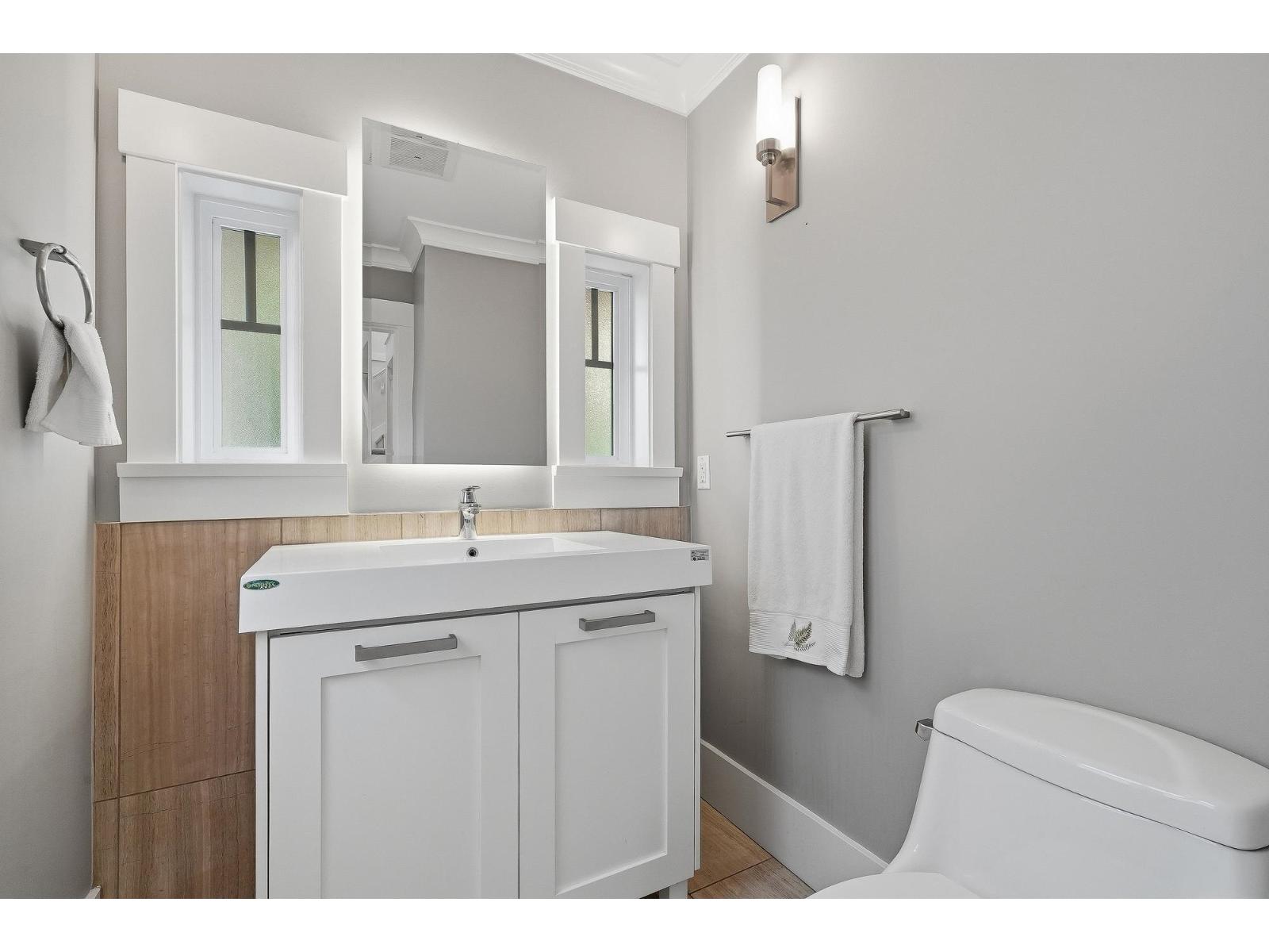 14713 32 Avenue Property Photo 13