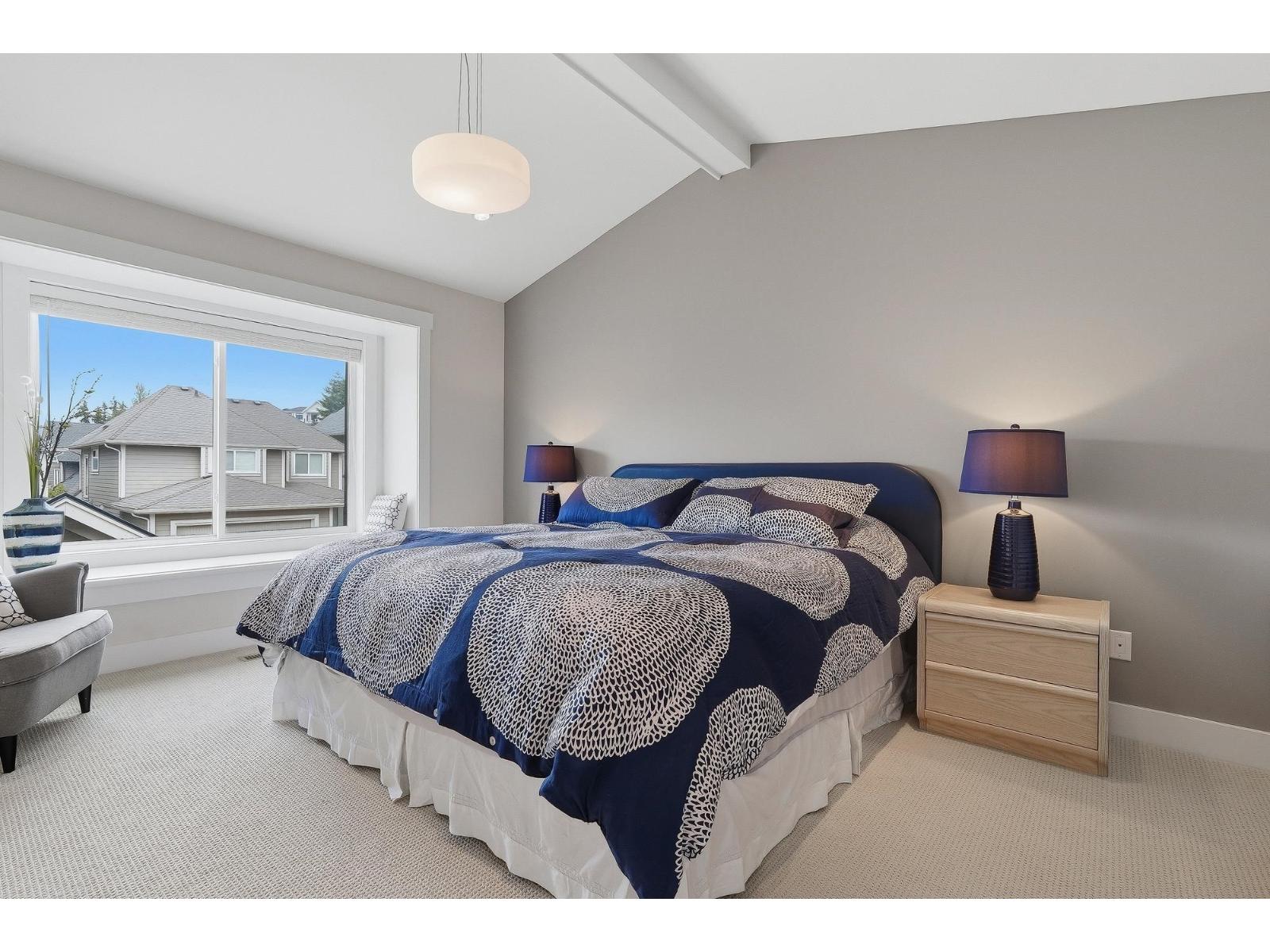 14713 32 Avenue Property Photo 16