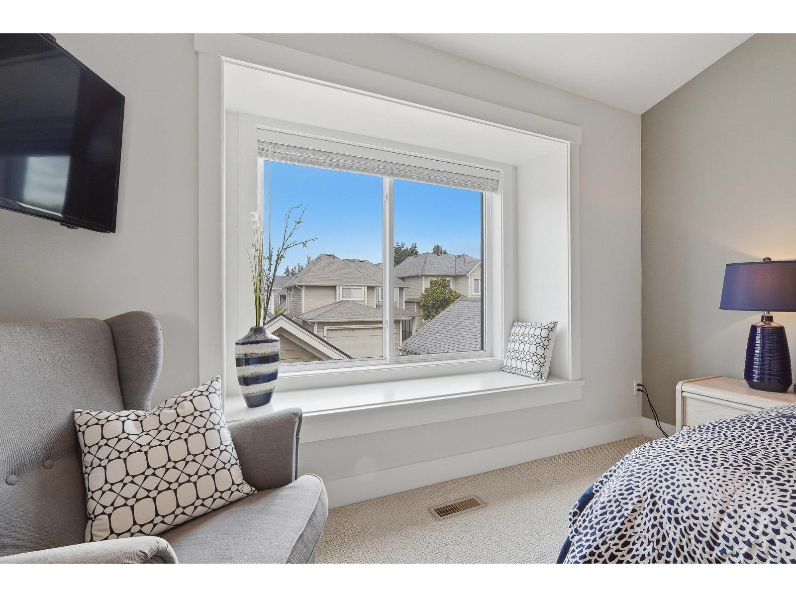 14713 32 Avenue Property Photo 17